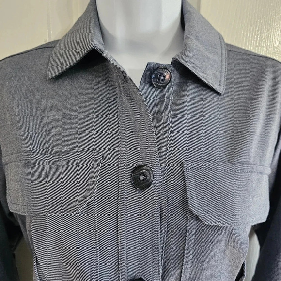DKNY Blue Chambray Belted Utility Jacket Size 2 Preppy 90s Minimalist Office - Picture 3 of 9